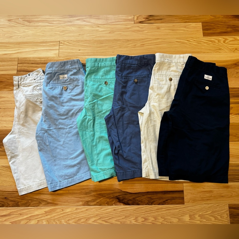 Vineyard Vines 16 breaker shorts